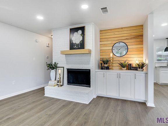 4th image of 30030 Corbin Ave