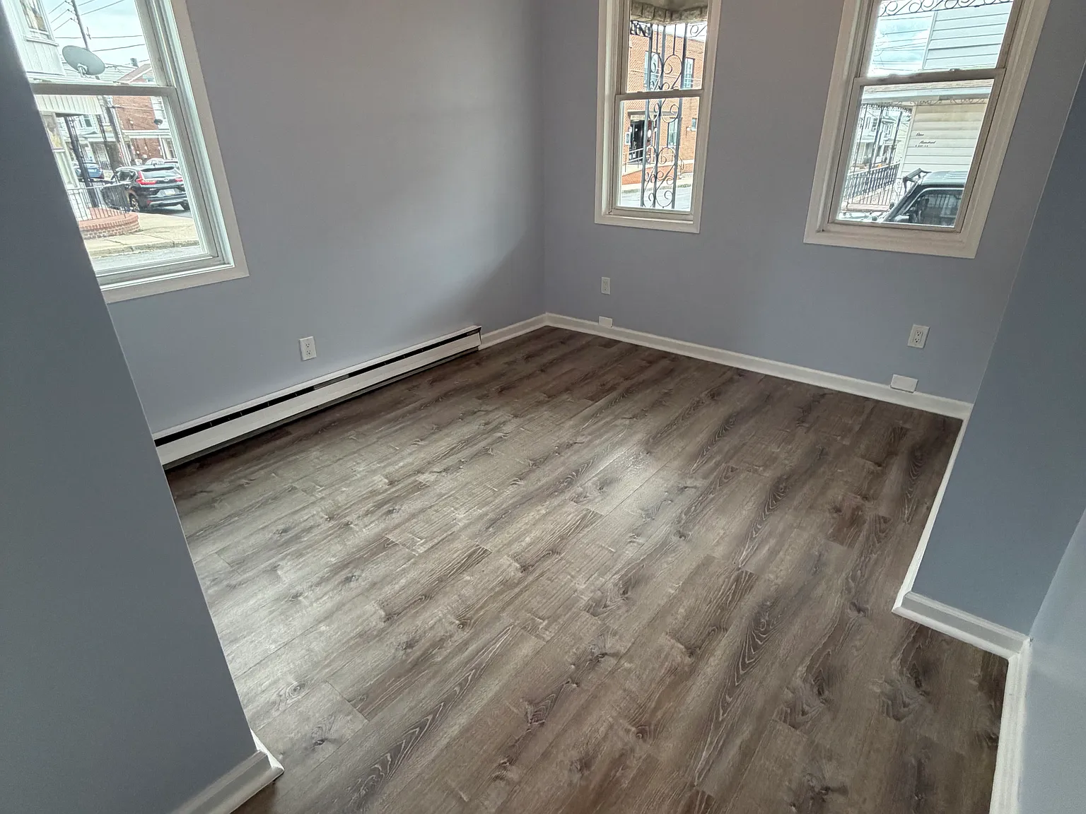 4 bed, 1.5 bath, 2083 sqft, $1,400 — Photo 4