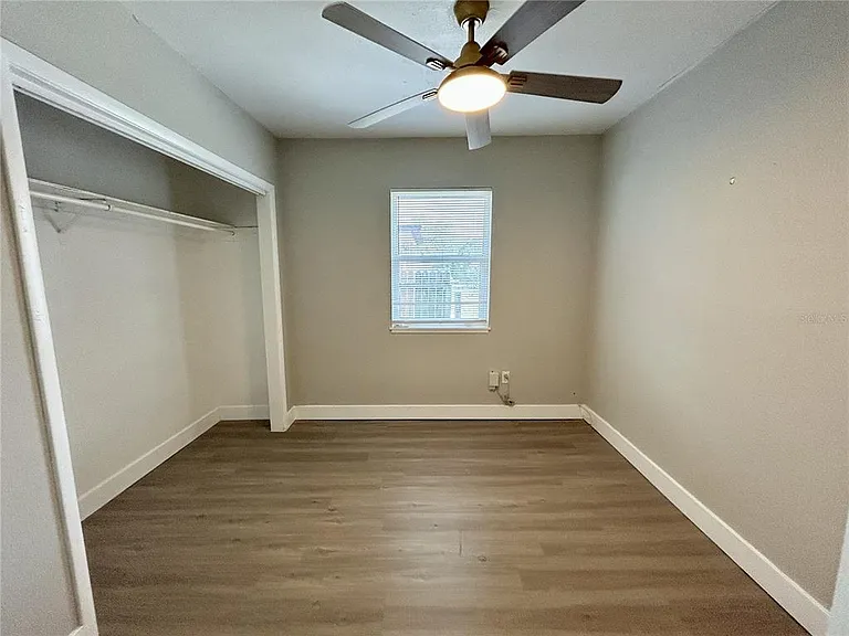 706 E Flora St — Photo 13