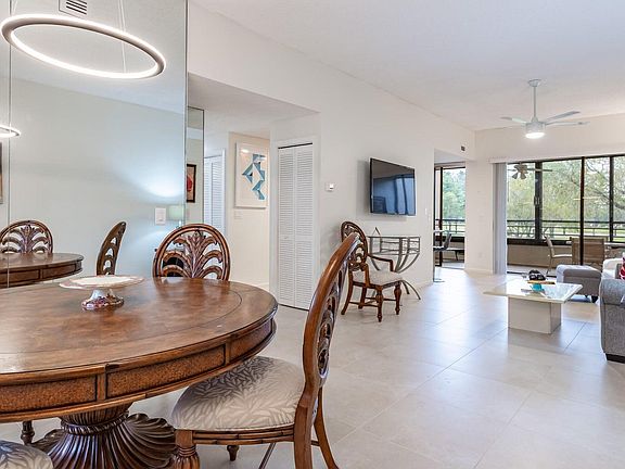 3rd image of 7460 La Paz Blvd APT 208