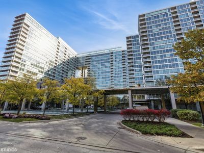 9725 Woods Dr UNIT 1109, Skokie, IL, 60077