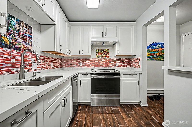 5th image of 13616 NE 7th Street #E3