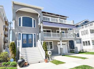 106 S Richards Ave, Ventnor, NJ 08406