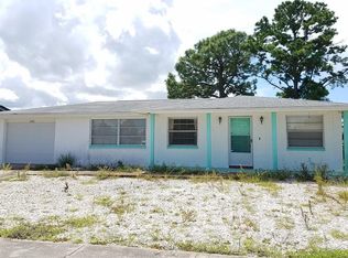 3352 Hoover Dr, Holiday, FL 34691