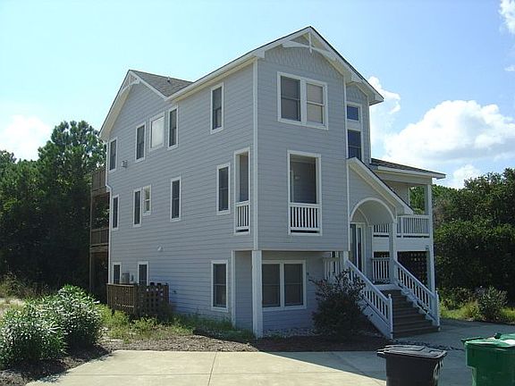 3rd image of 1221 Bluewater Court