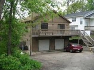 62 S Maple Ave, Fox Lake, IL 60020