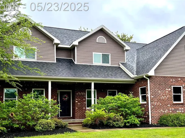 163 Persimmon Dr, Oxford, MI 48371