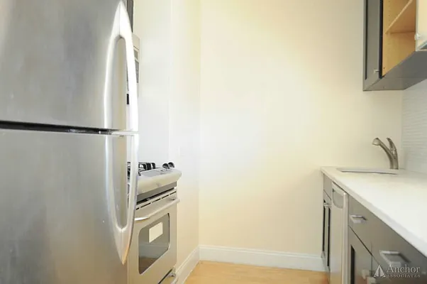 Sold by Anchor Associates | media 7