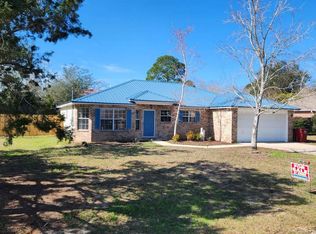 233 Trish Dr, Crestview, FL 32536