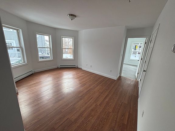 3rd image of 10 Amero Ct #1