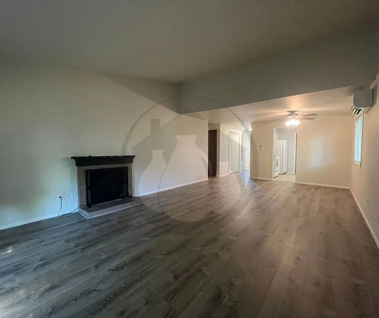 Single Level- Duplex Rent Ready- Albany, OR — Photo 4