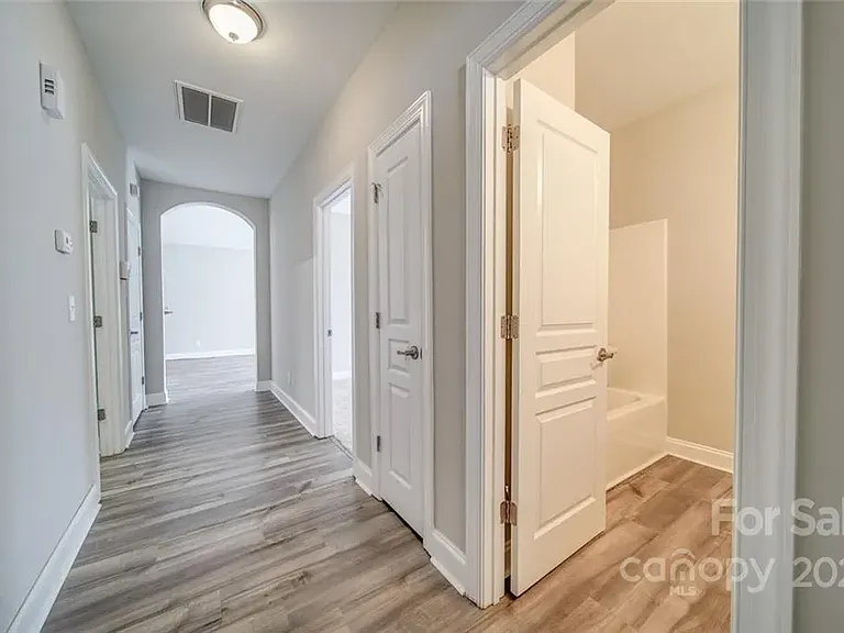 5814 Bradford Lake Ln — Photo 3