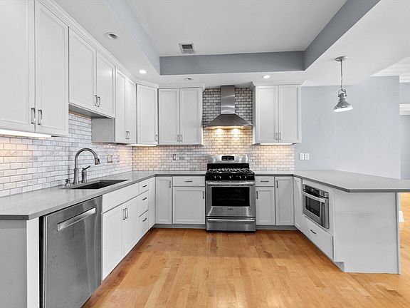 2nd image of 37 P St #3