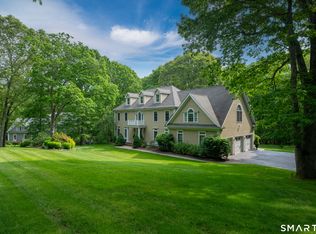 7 Caleb Court, Guilford, CT 06437