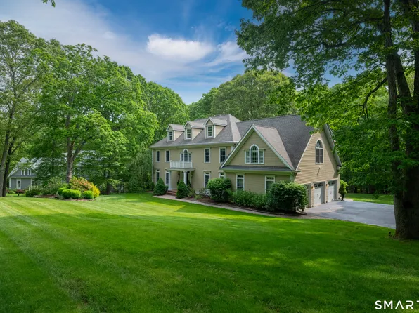 7 Caleb Court, Guilford, CT 06437