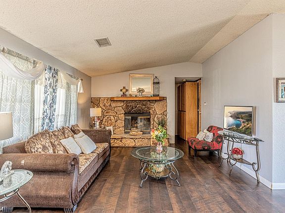 4th image of 40671 177th St E