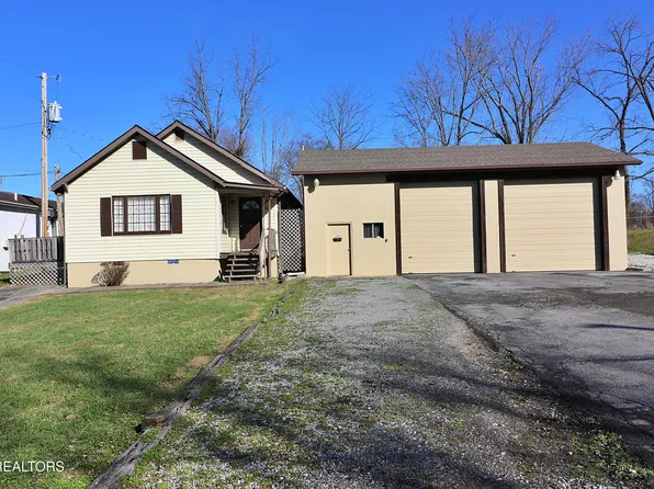 201 Davis Ln, Oneida, TN 37841