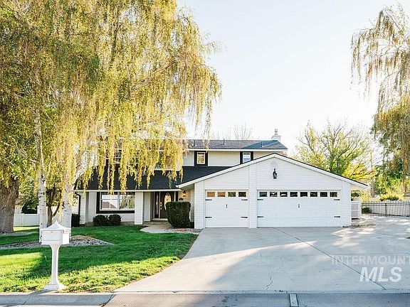 2nd image of 106 Rainbow Cir