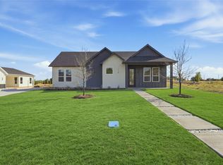 1126 Gannon Ln, Desoto, TX 75115