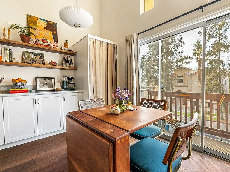 4660 Coldwater Canyon Ave #16 — Photo 4