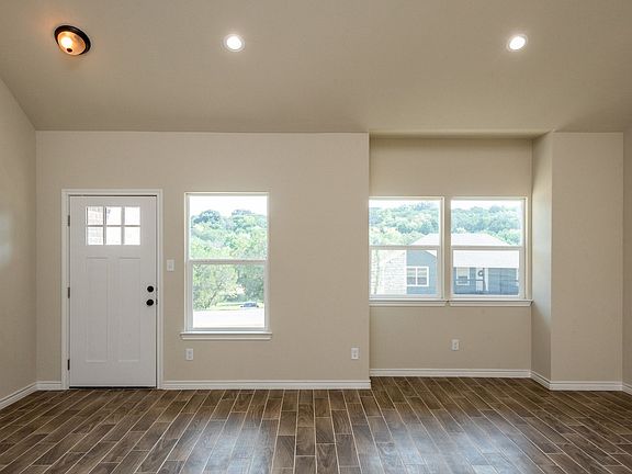 3rd image of 2212 Steepleridge Cir