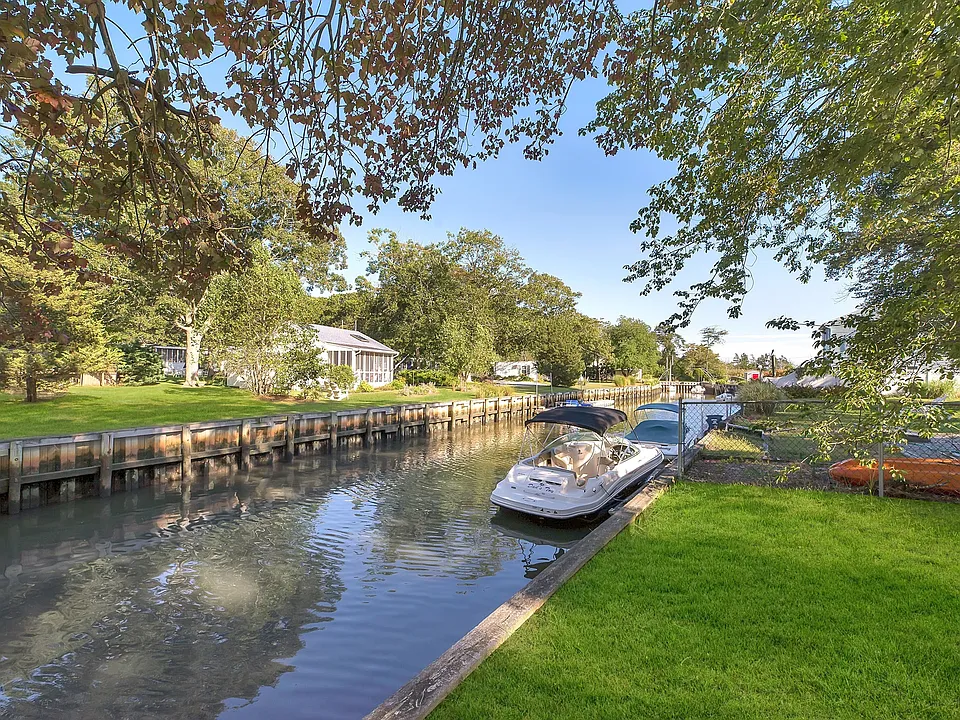 5 Hyler Dr