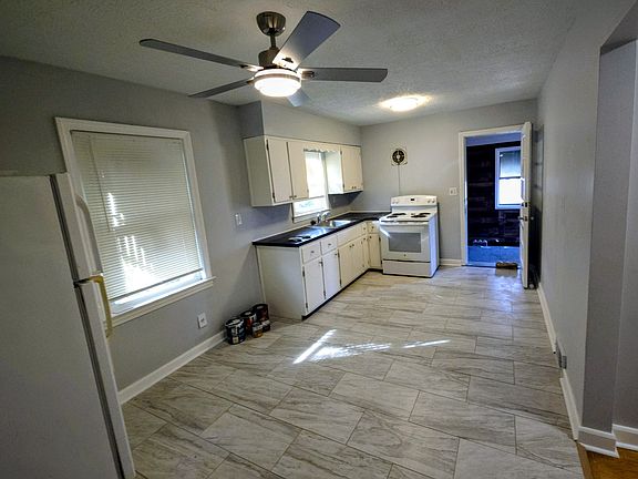 2nd image of 1803 Algonquin Pkwy #F1