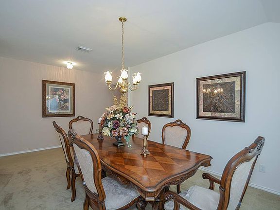 5th image of 4814 Lawson Lake Ln