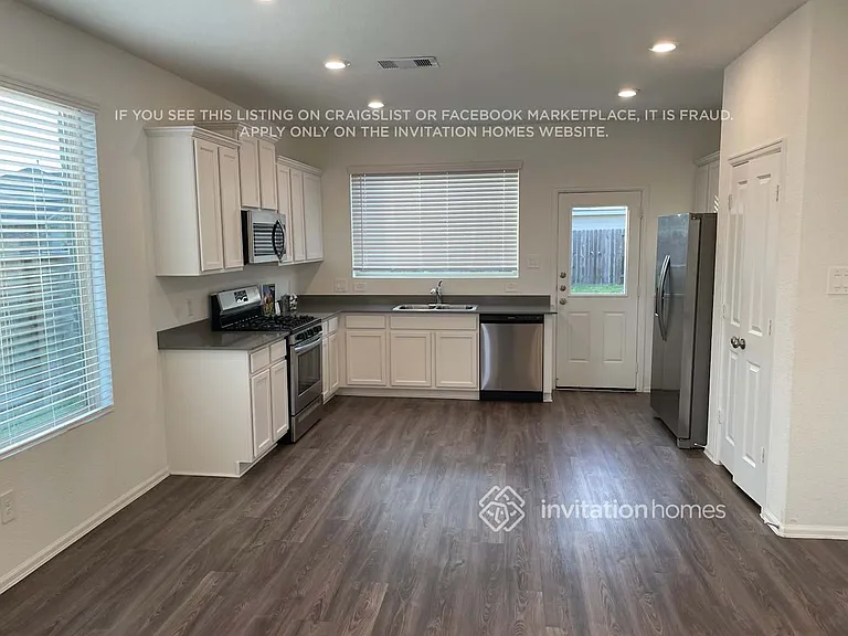 18831 Jasper Ridge Dr — Photo 3