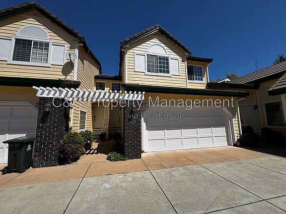 4th image of 1353 Shell Ln