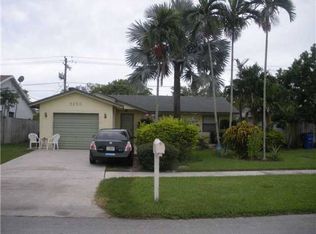 3290 SW 4th St, Deerfield Beach, FL 33442