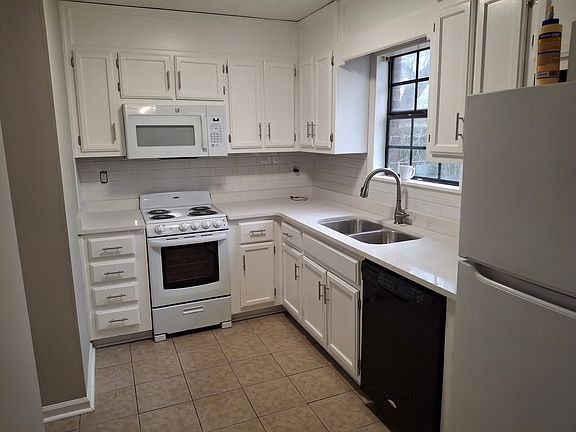 4th image of 3602 Conger Rd SW