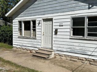 604 N 9th St, Murphysboro, IL 62966