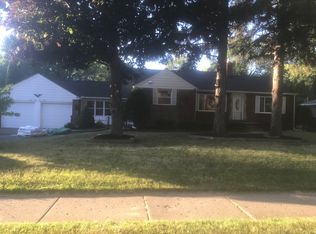 29650 Five Mile Rd, Livonia, MI 48154