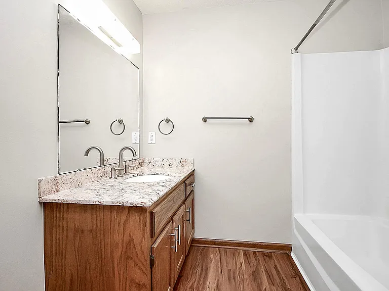 103 Jones St — Photo 7