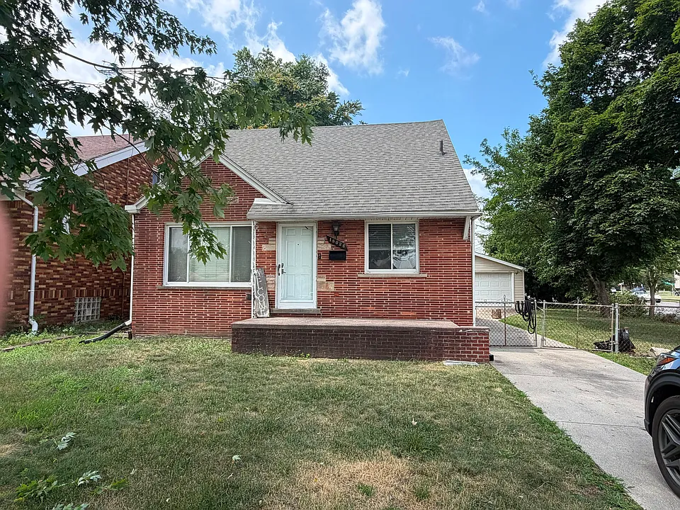 18026 Outer Dr