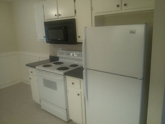2nd image of 87 Sandalwood Cir