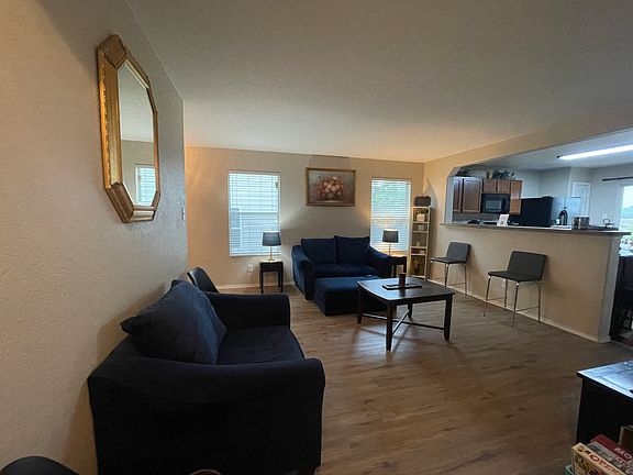 2nd image of 10915 Rustic Cedar