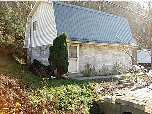 1st image of 4238 Sissonville Dr