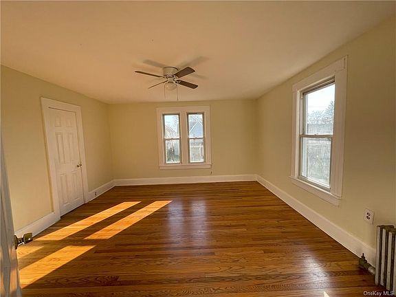 2nd image of 16 Broad St Unit 2