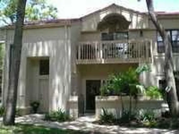 304 Los Prados Dr, Safety Harbor, FL 34695