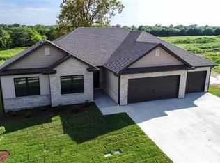 5840 Charlotte Dr, Ashland, MO 65010