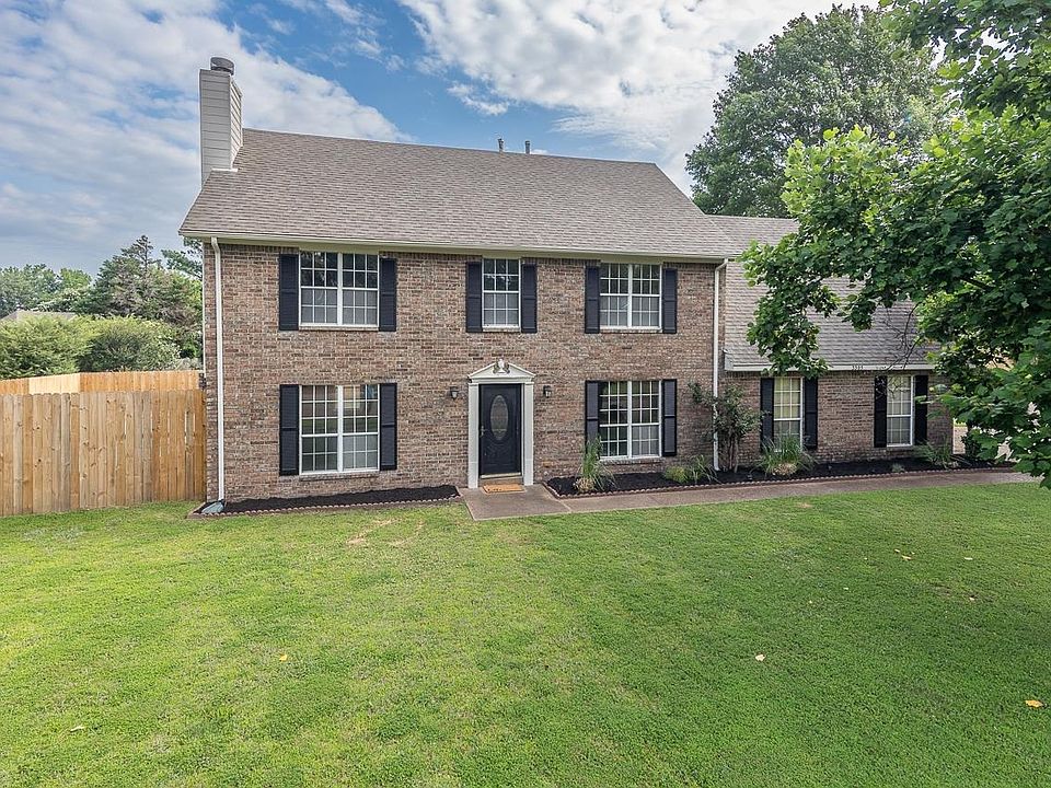 1st image of 3305 Summerdale Dr