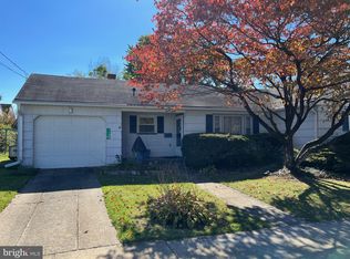 1120 S 4th St, Chambersburg, PA