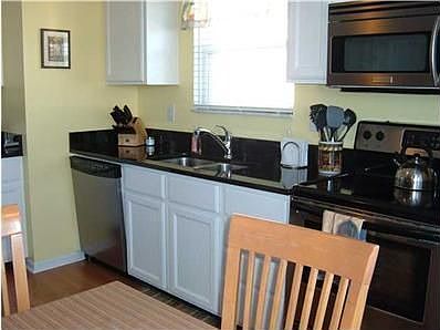5th image of 5052 Gredle Dr