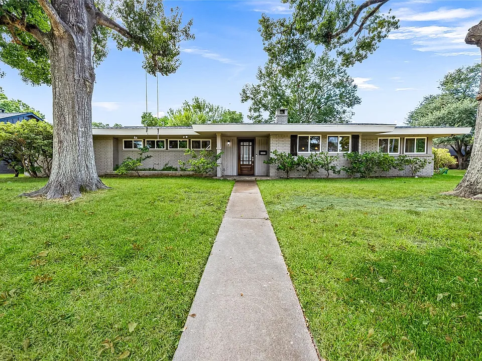 4807 Omeara Dr