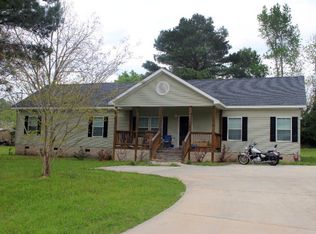 3011 Summerhill Rd, Thomasville, GA 31757