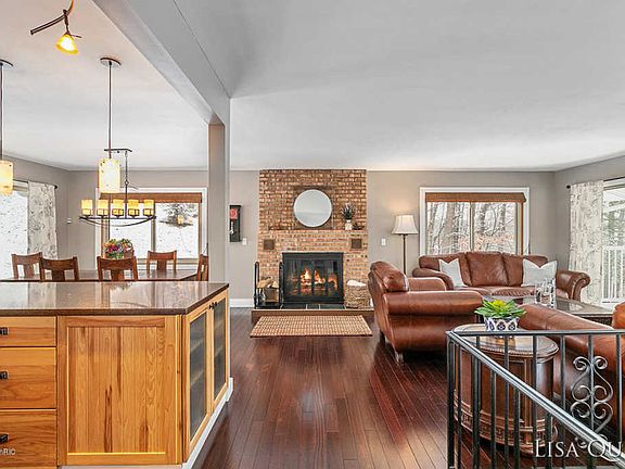 4th image of 17861 Simmons Ave NE