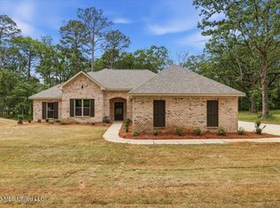 219 Walter Jones Rd, Mendenhall, MS 39114