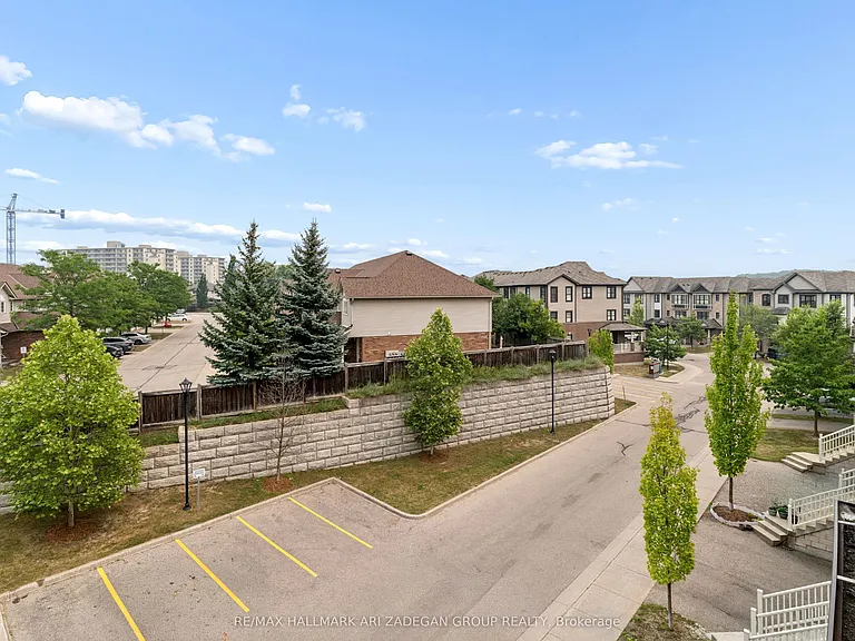 701 Homer Watson Blvd #74 — Photo 41